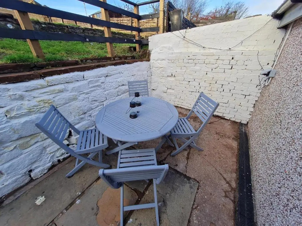 Old Post Office - Hot Tub, Real Fire, Cumbrian Lakes Coastal Cottage
