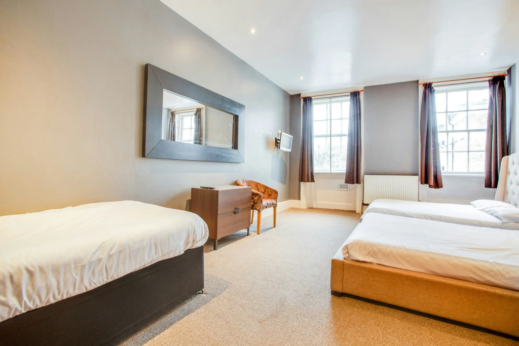 The Somerset Hotel
