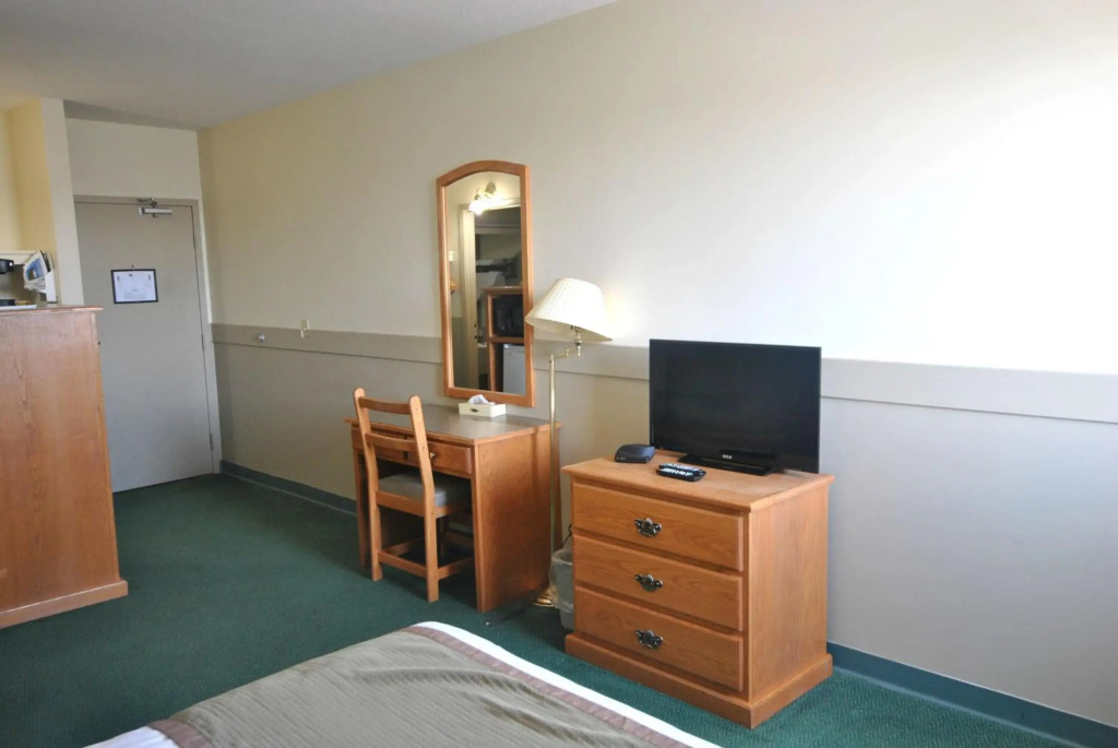 Wheatland Hotel
