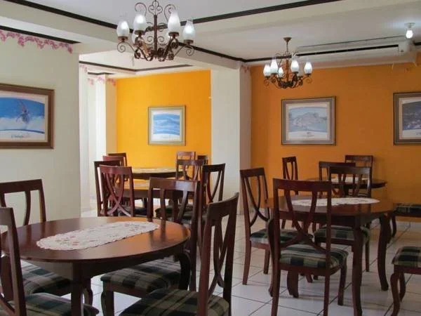 Hotel Villa Serena San Benito