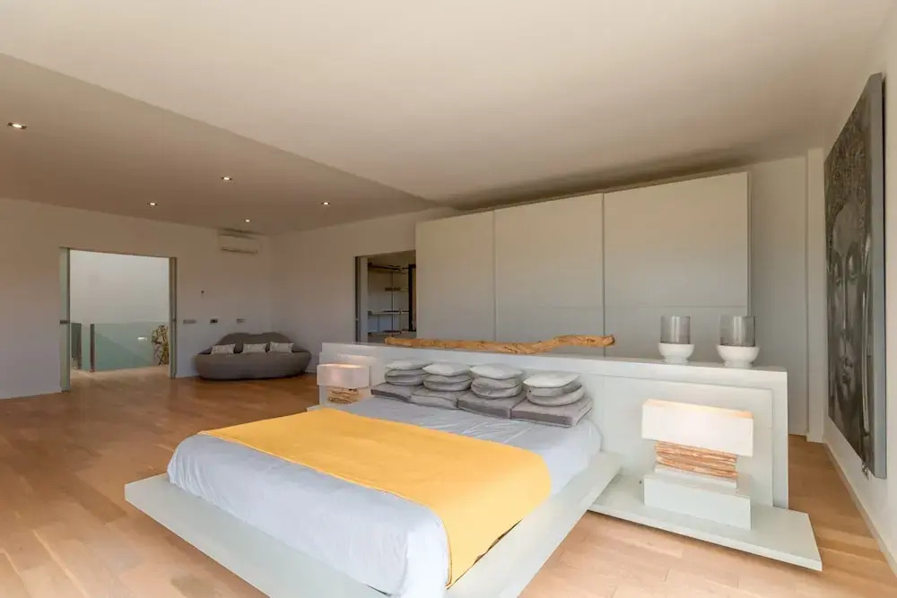 Sa Canoveta with Designer Kitchen