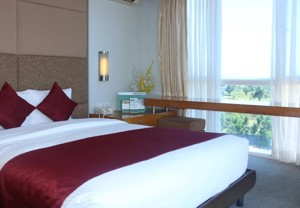 Sotogrande Hotel and Resort in Cebu