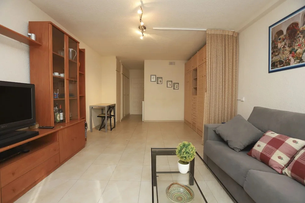 UHC Alborán Apartments