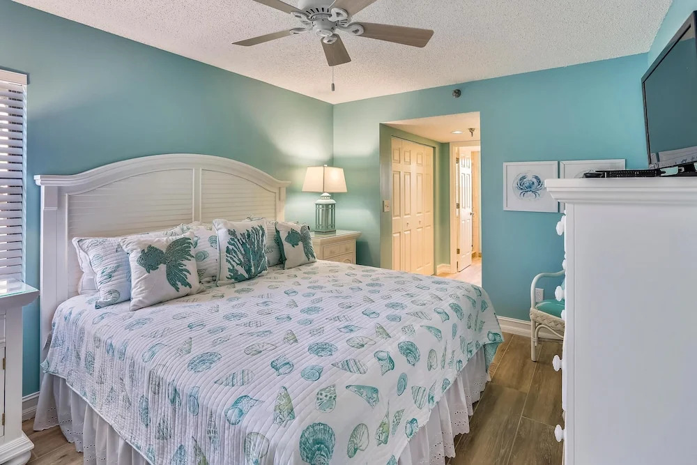Emerald Isle #104