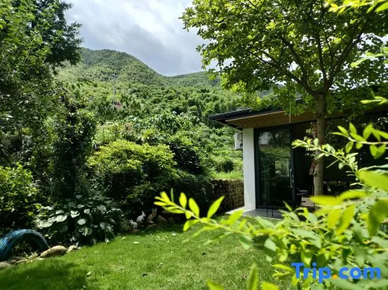 Fengzhigu Villa (Anji Yunshang Grassland Store)