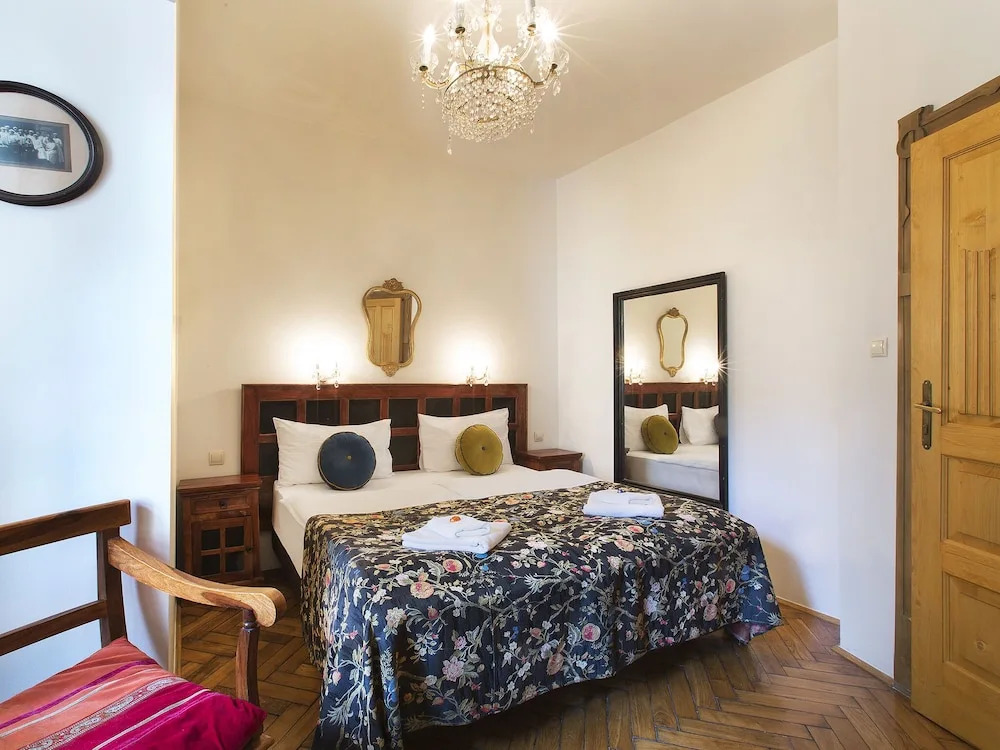 Antique Apartments - Worcella