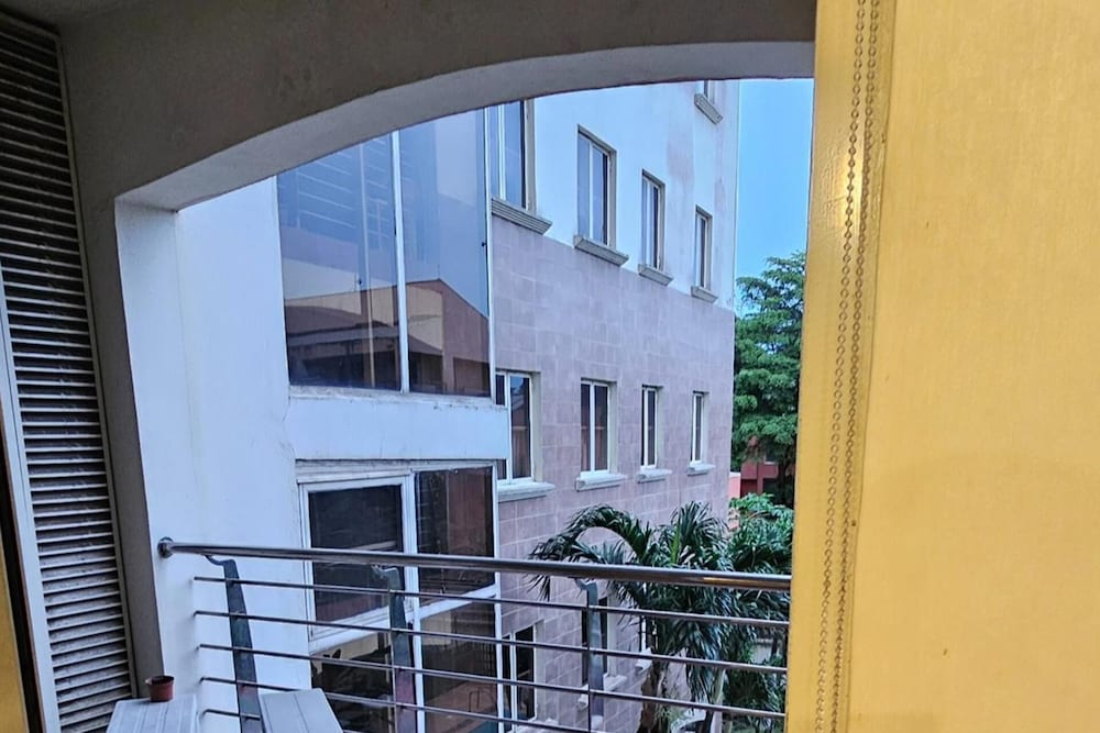 Impeccable 3-bed Luxury Apartment in Ikoyi, Lagos