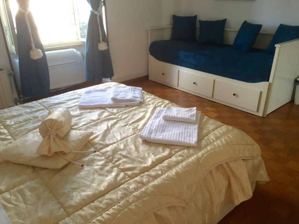 Zara Apartment