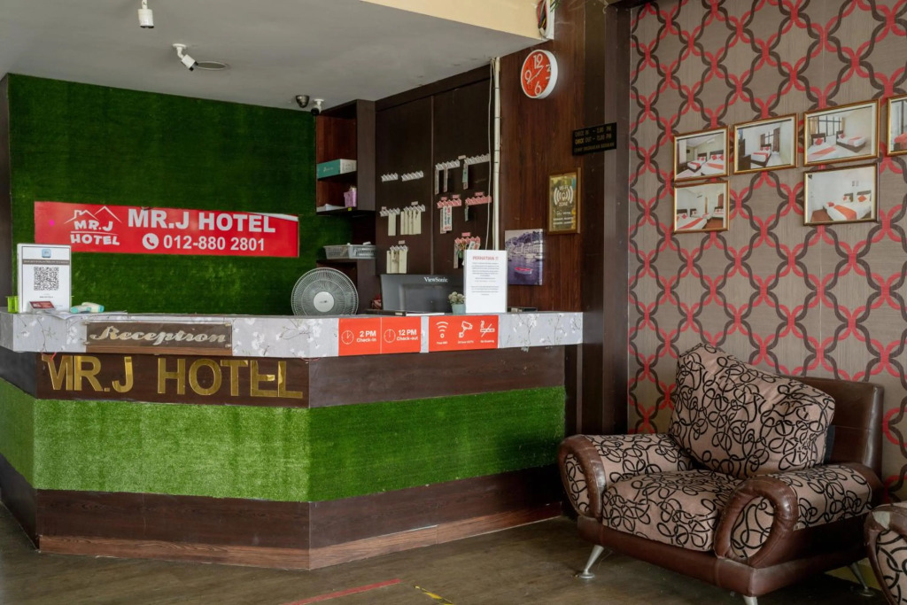 MK Homestay Wakaf Che Yeh with bathtub - Max 14 Pax