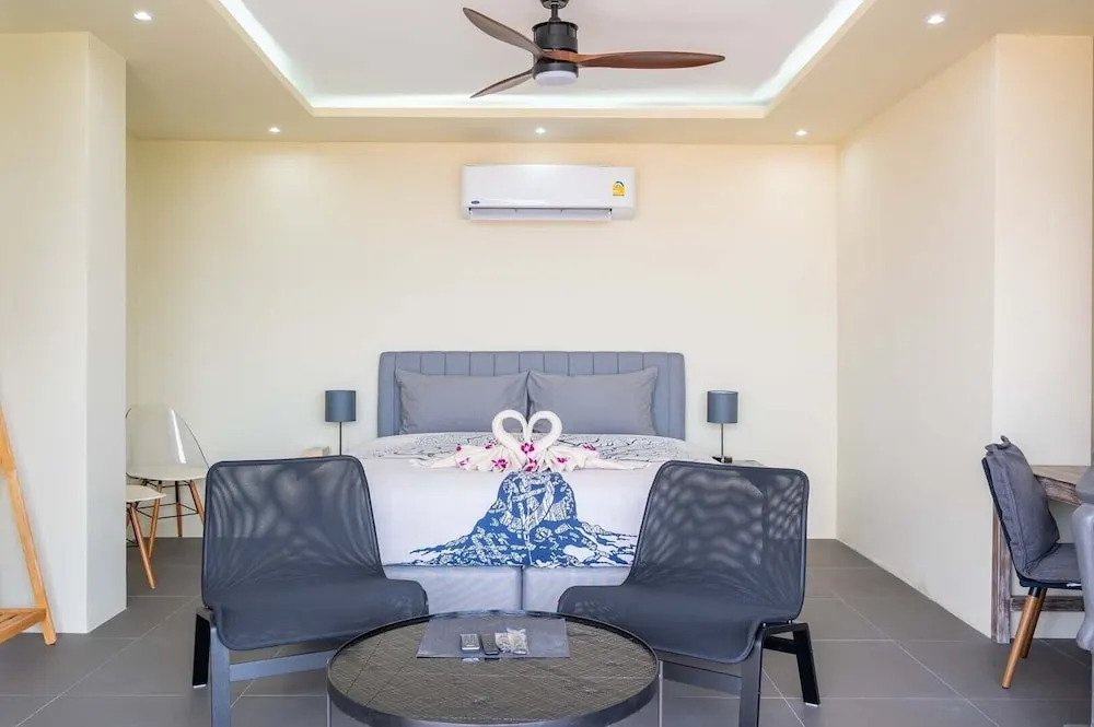 3 Bedroom Close To Fisherman`s Village KBR18