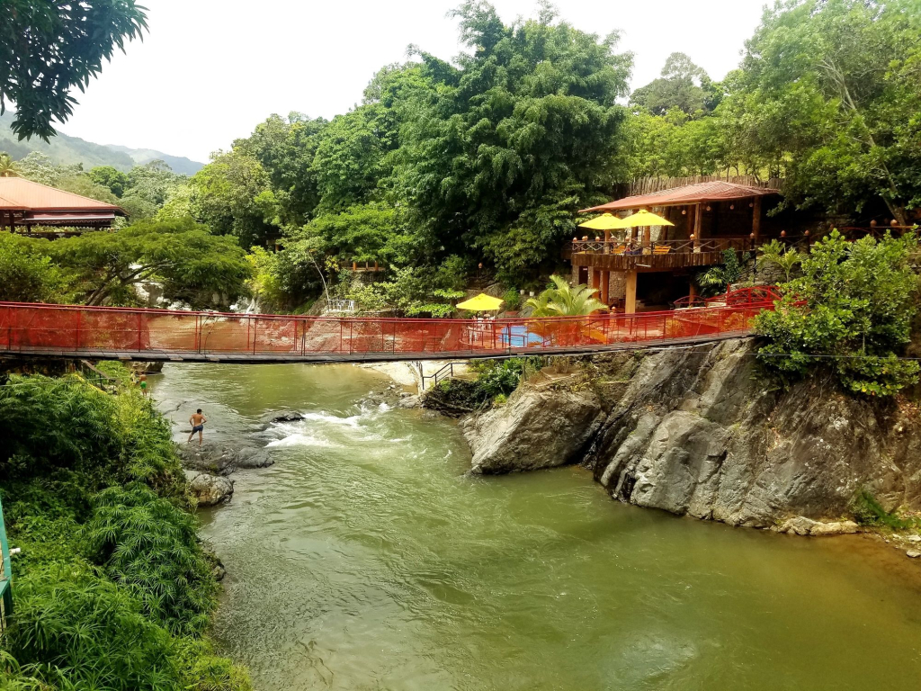 Jarabacoa River Club & Resort