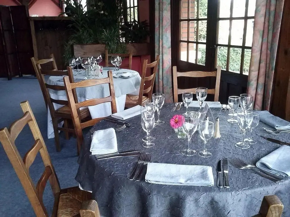 LOGIS - Hôtel Restaurant Du Canard