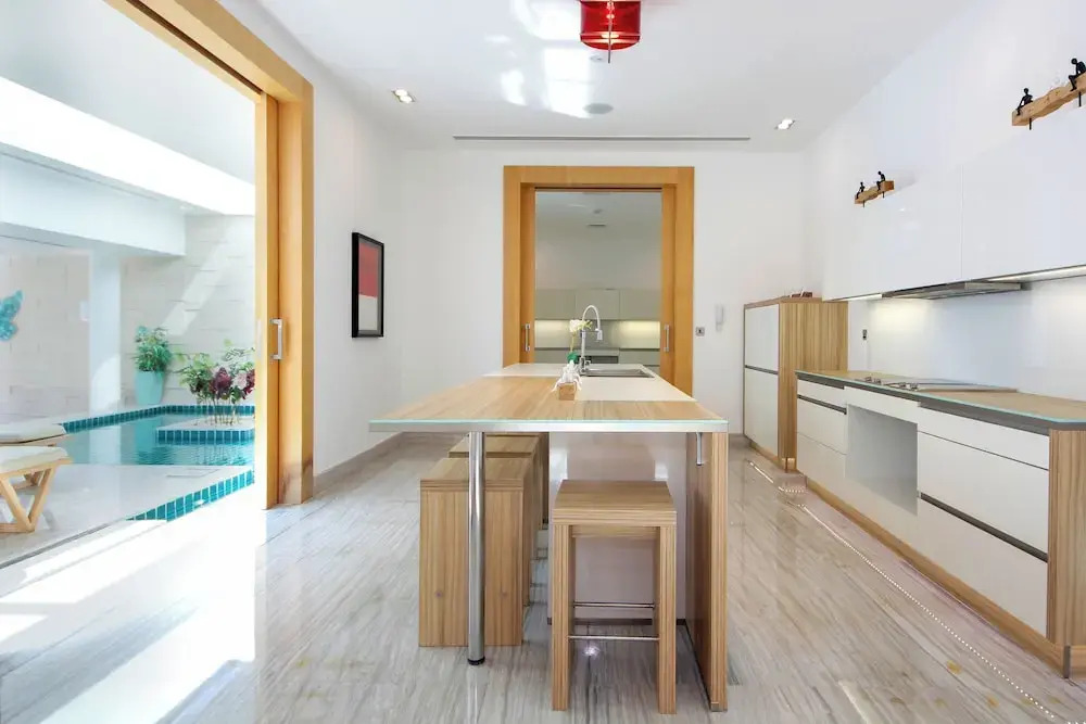 Silk Valley - Grand 6B Beachfront Villa