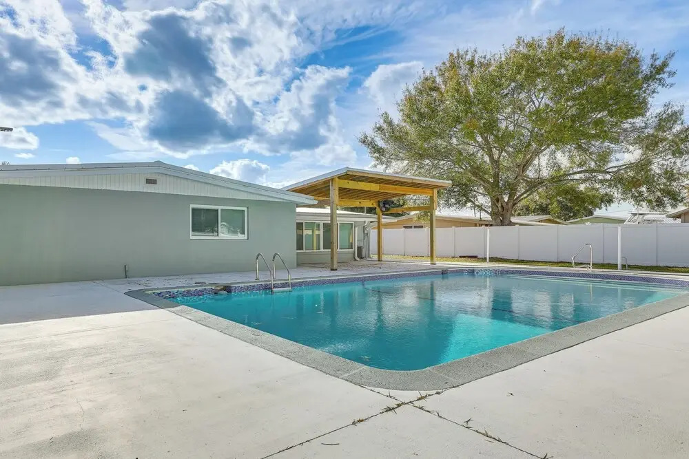 Charming Home w/ Private Pool in Clewiston!