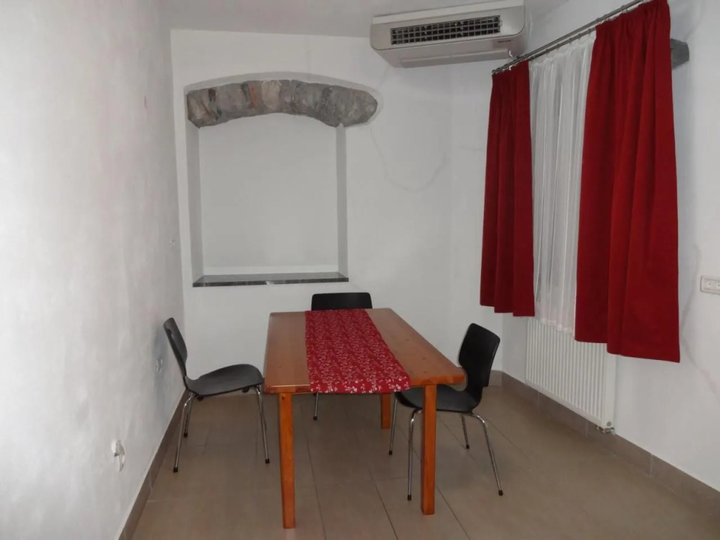 Fedrig Private Rooms & Apartment