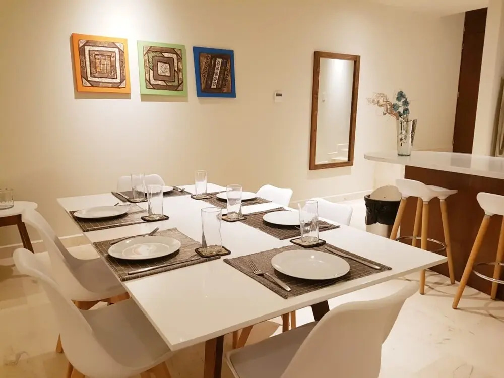 Spectacular 3 BR condo just steps away from the beach by Happy Address