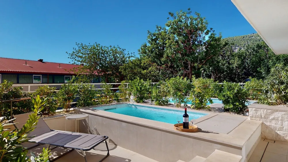 Luxury Apartments Villa Zoe Suites