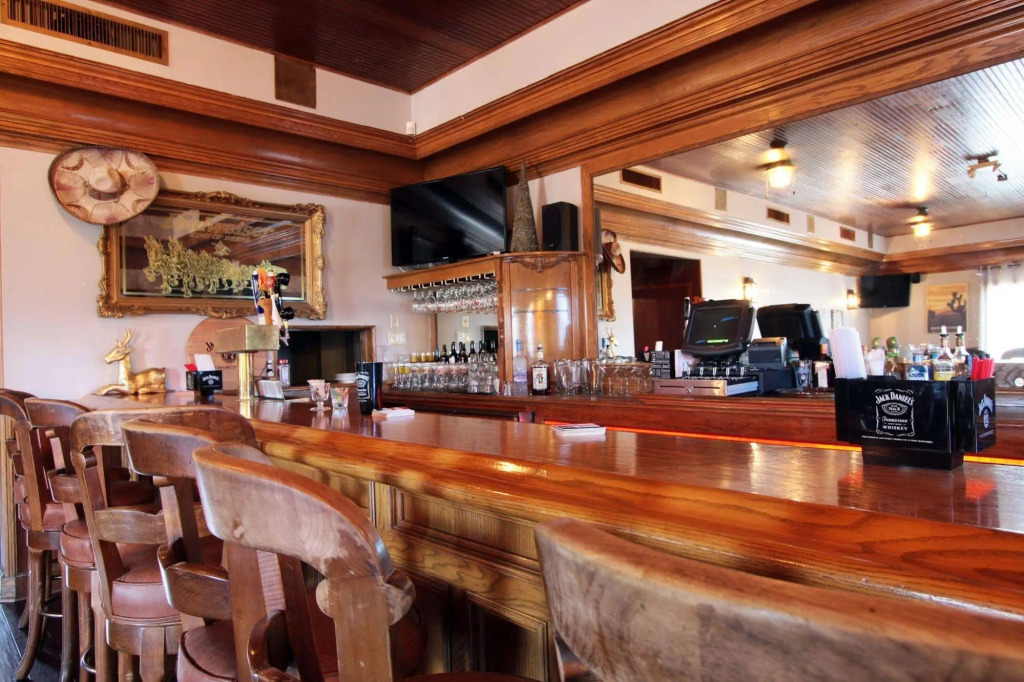 Palm Canyon Hotel and RV Resort