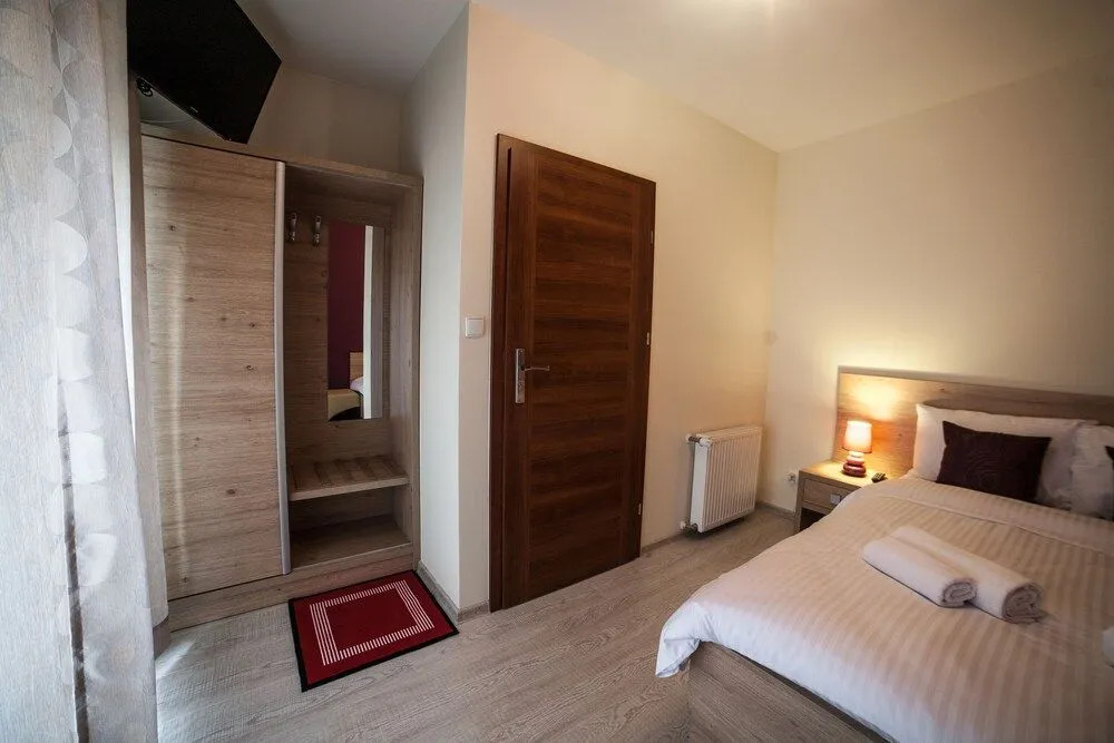 Rezydencja Pod Ochorowiczówką B&B
