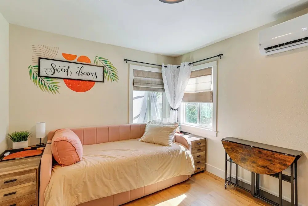 Walkable & Bright Bungalow in Dtwn Redding!