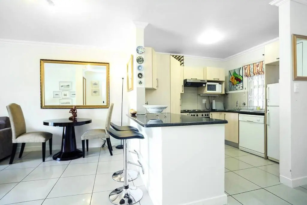 Corner House large 1 bedroom apartment