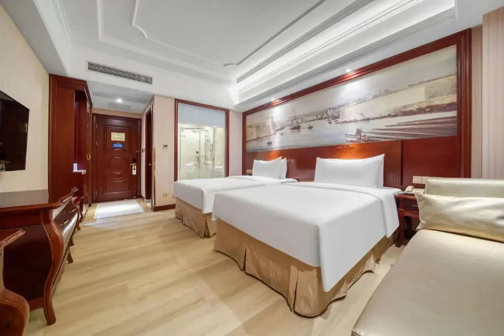 Vienna International Hotel Shanghai International Tourism and Resorts Zone