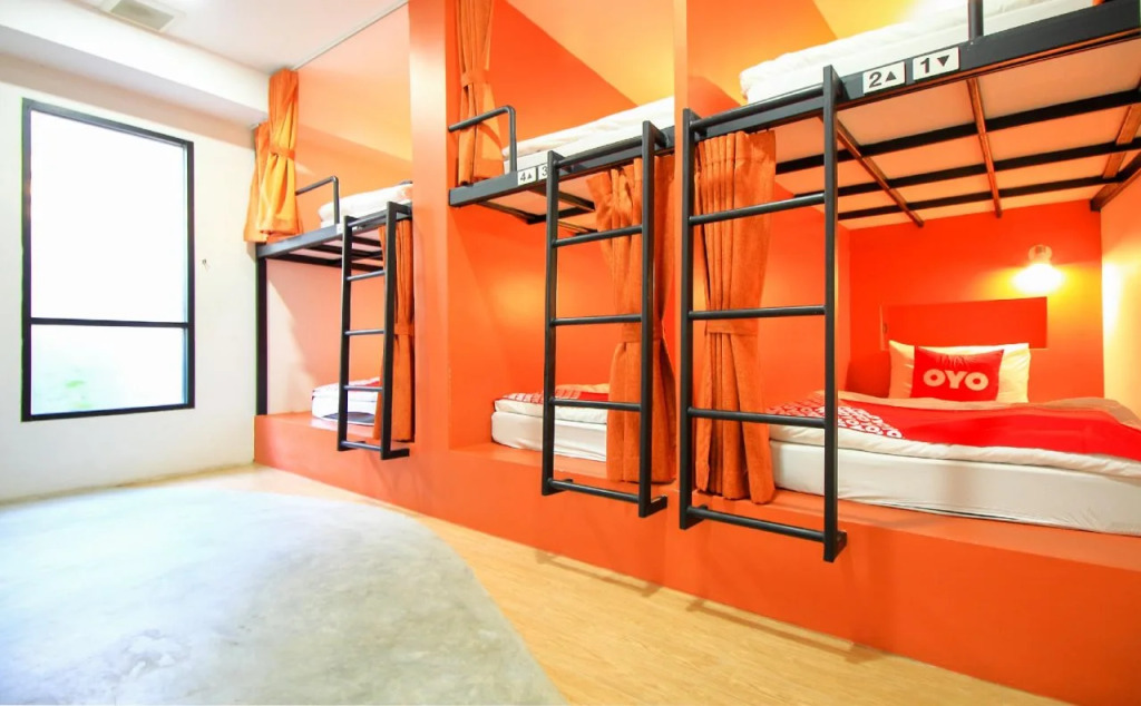 All day hostel @ BTS Bang Chak