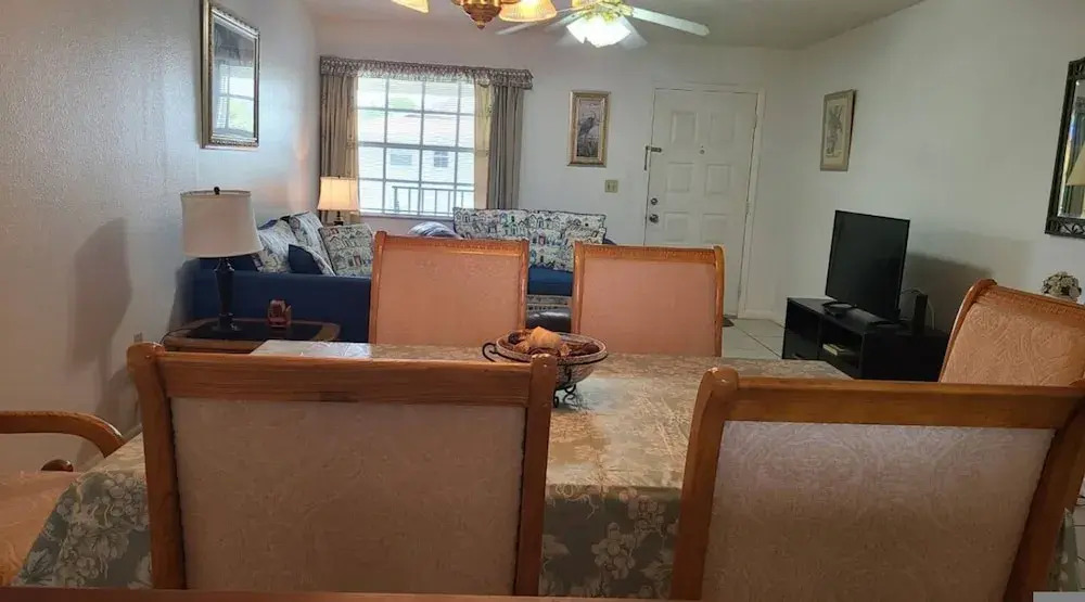 Palm Manor Resort - Unit 6-203