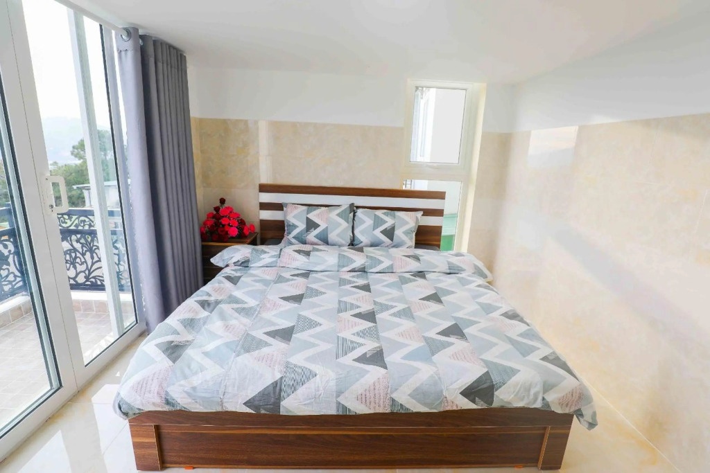 Dalat Family House