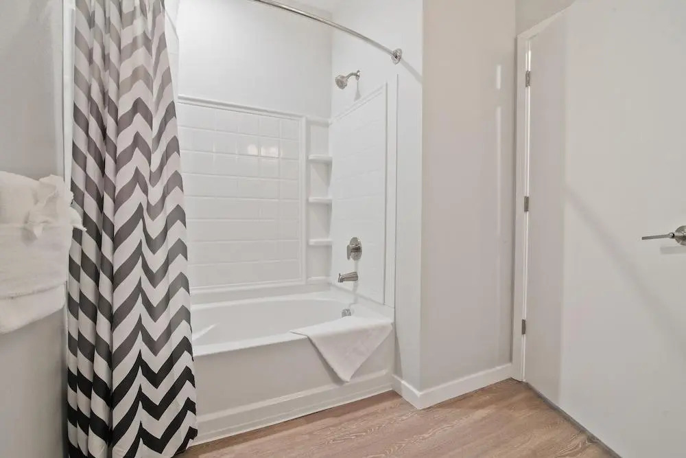 Global Luxury Suites in Menlo Park