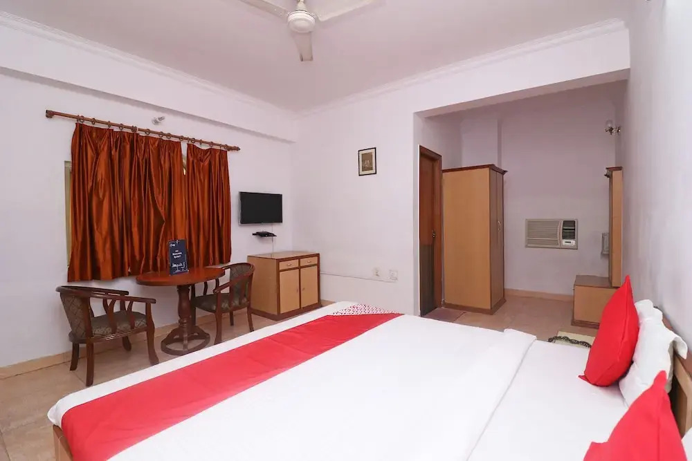 OYO 24680 Hotel Devansh
