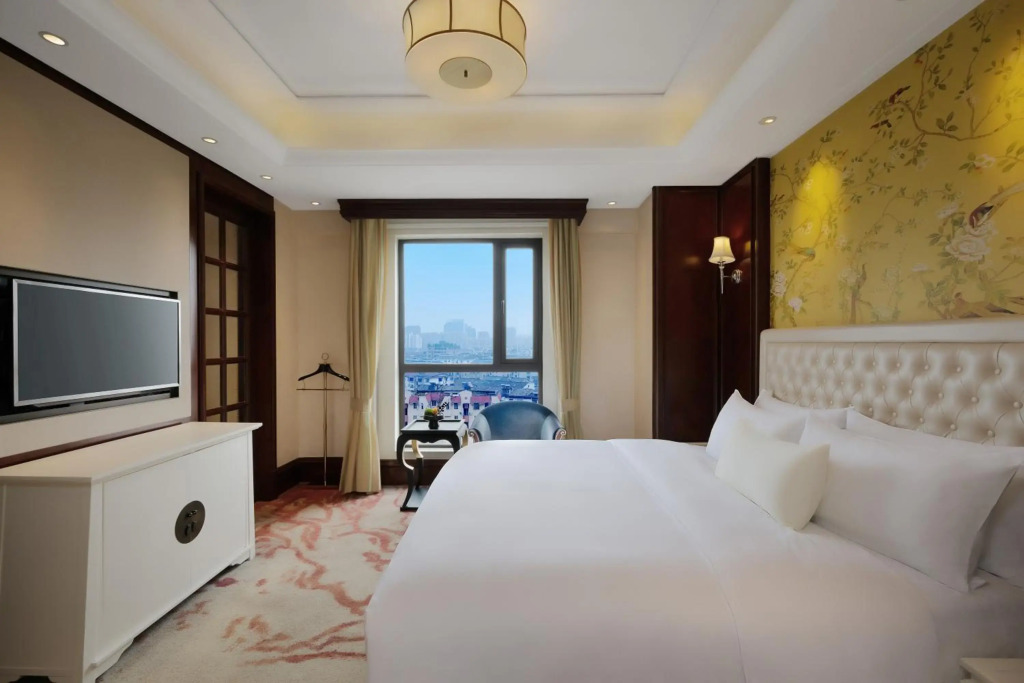 S&N Zhejiang LinHai International Hotel