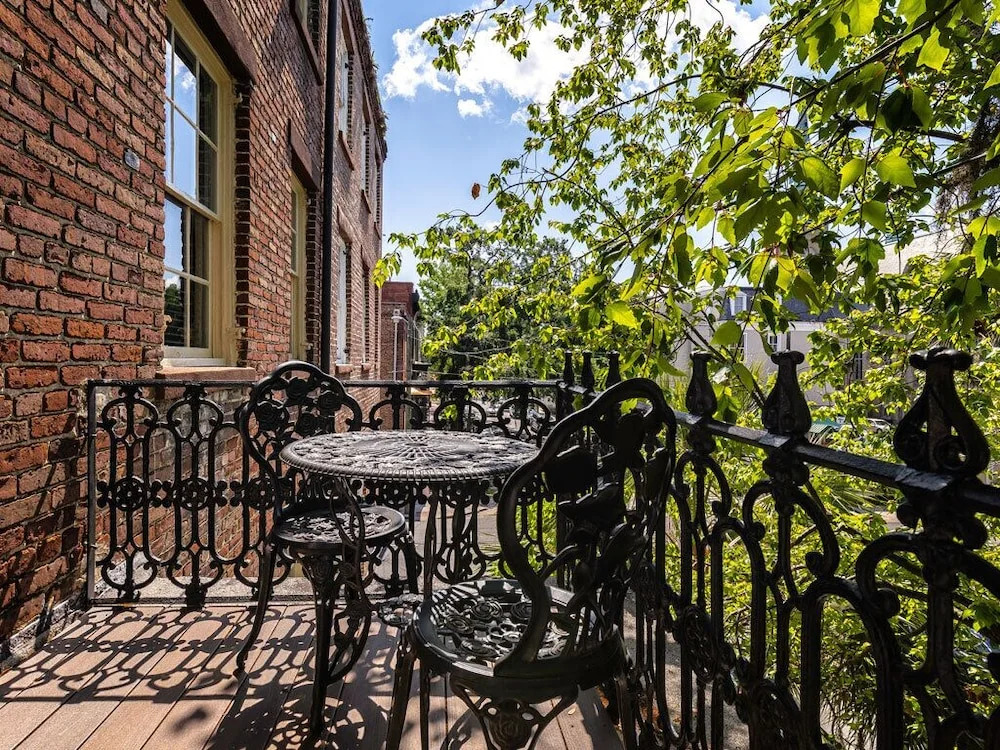 Southern Belle Manor