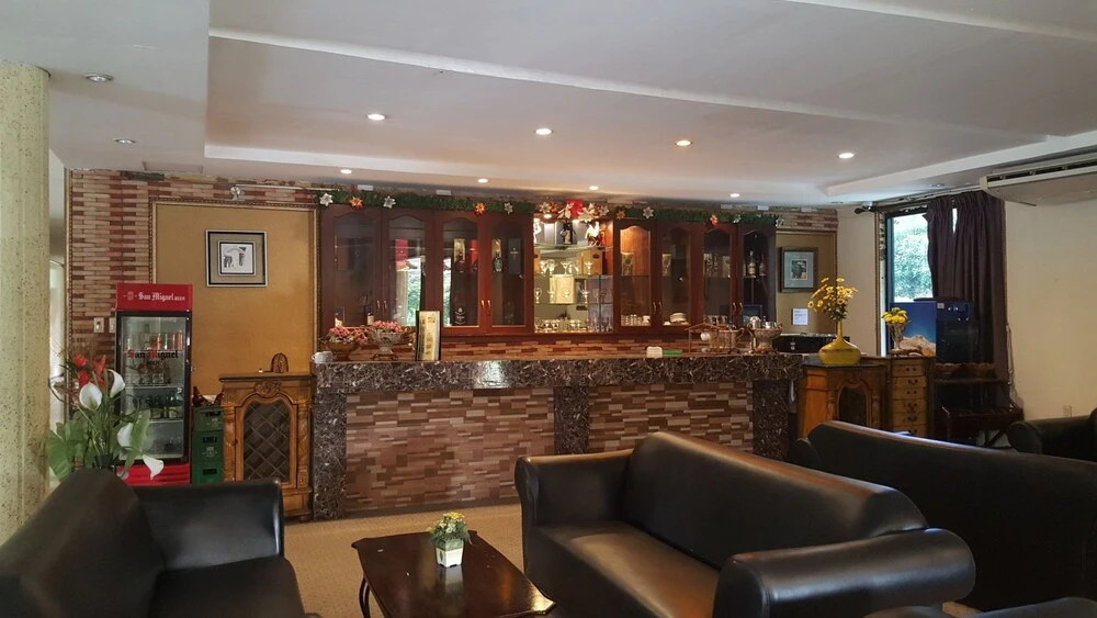 Phil Oasis Hotel & Resort