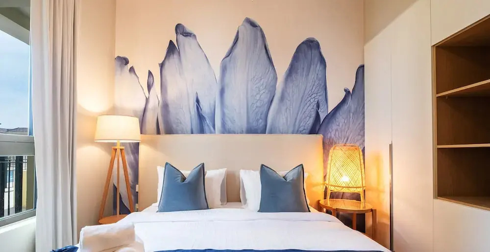 LUX The La Mer Luxury Burj View Suite 3