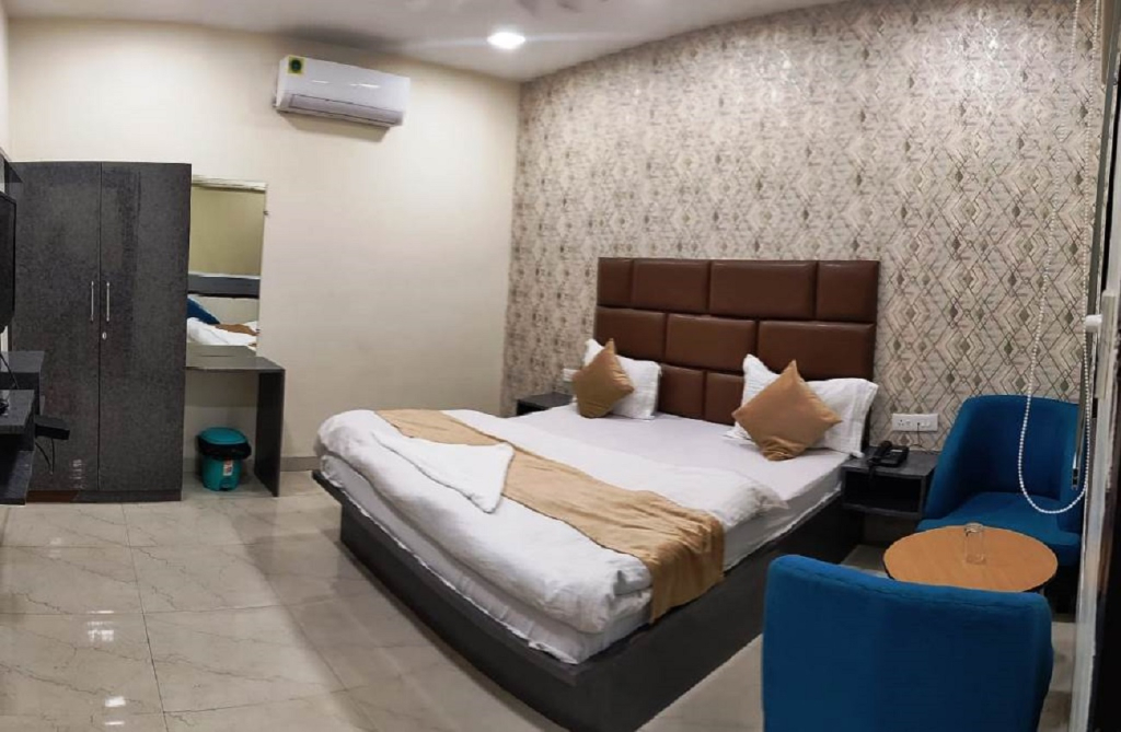 Hotel Mandakini Royale