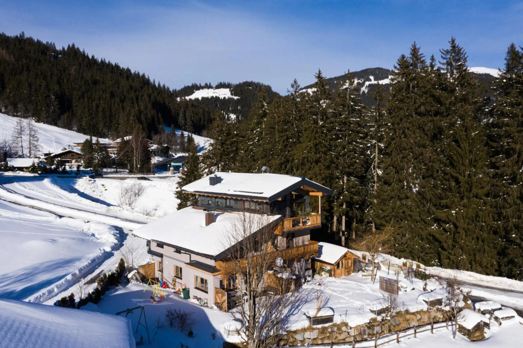 Ski in - Ski out Panoramaferienhaus Breitmoos neben Mittelstation
