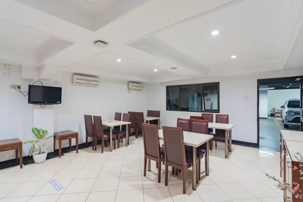 RedDoorz Plus at Buah Batu