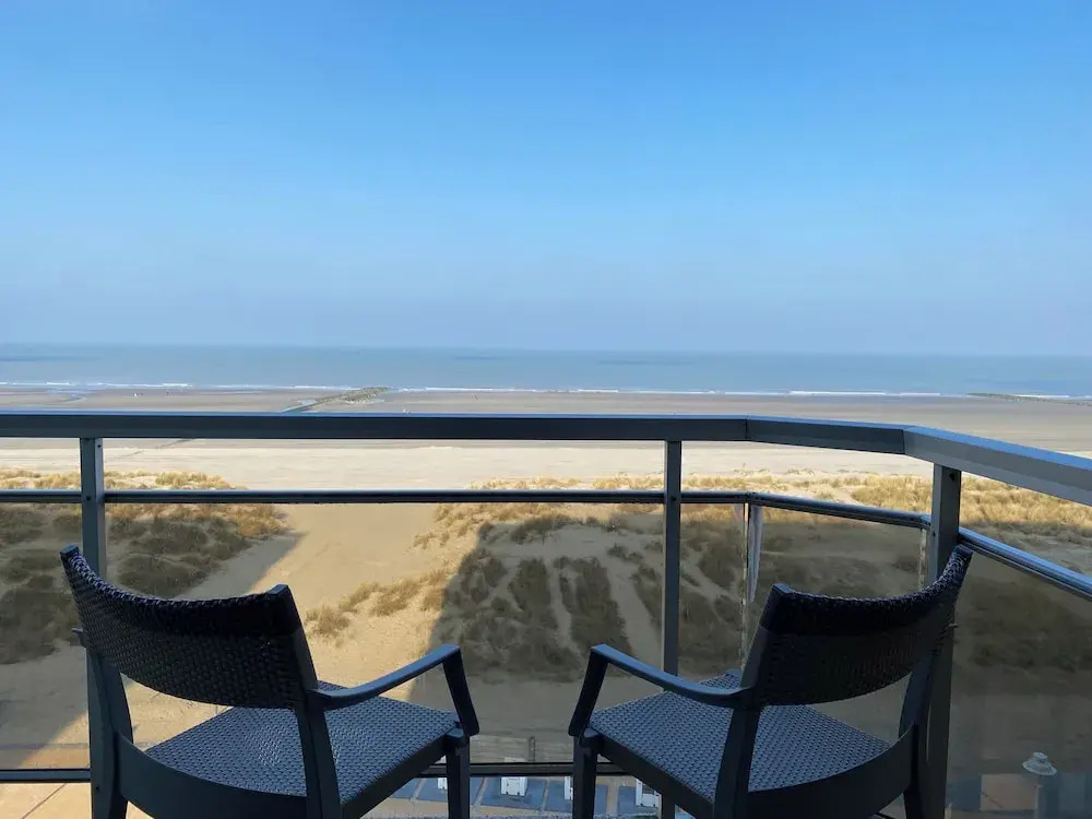 Apartment Nieuwpoort With Stunning Beach Views