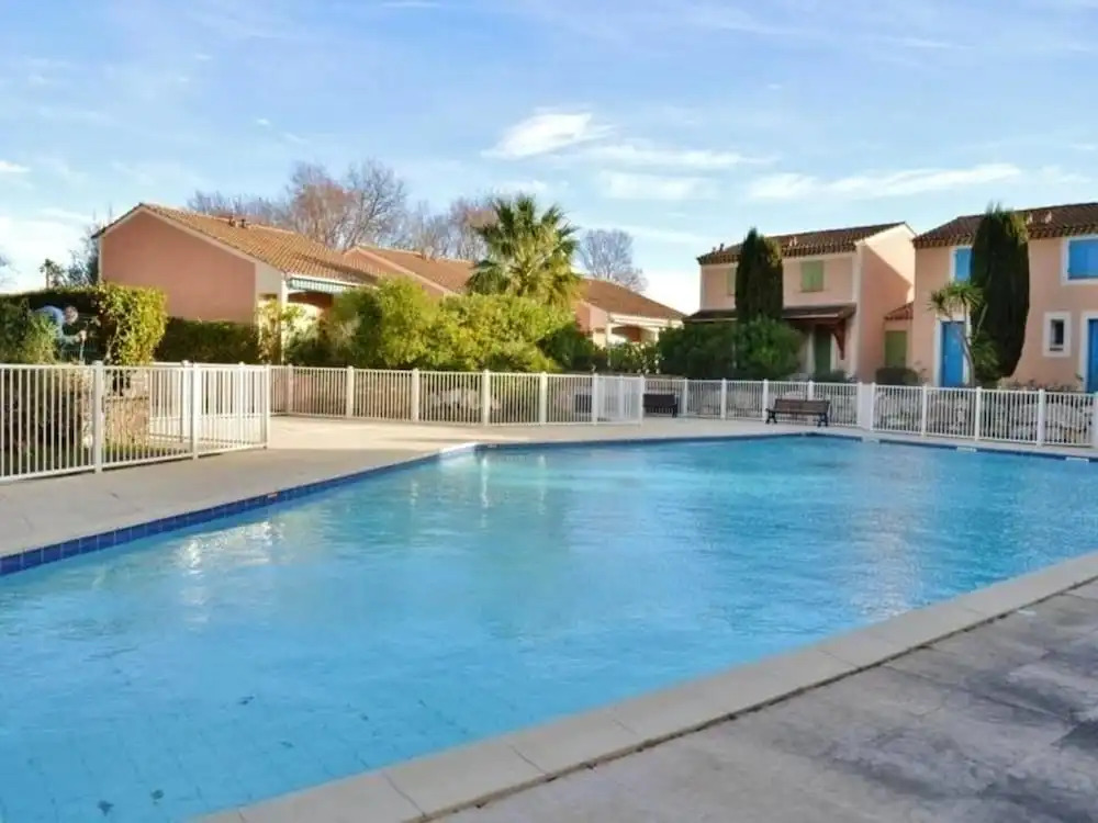 Apartment with 2 Bedrooms in Le Lavandou, with Shared Pool, Enclosed Garden And Wifi - 350 M From the Beach
