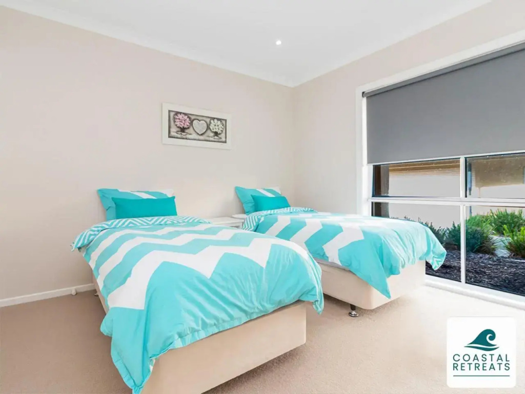 Sandpiper 9 - Wi-Fi and Linen included