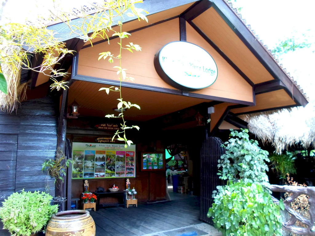 Khao Sok River Lodge Hotel