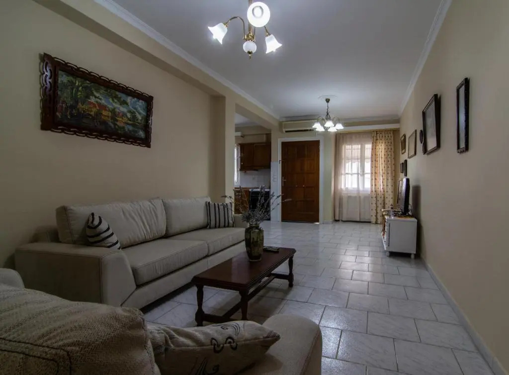 Nikolas apartment II