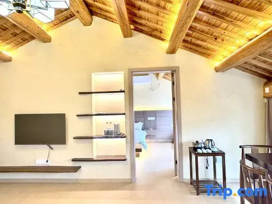 Cun Yin Mountain Residence Homestay