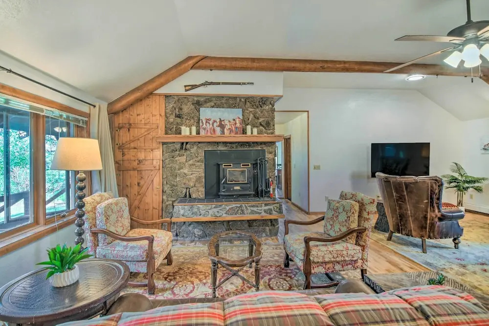 'moose Park Lodge' Charming Walden Retreat!