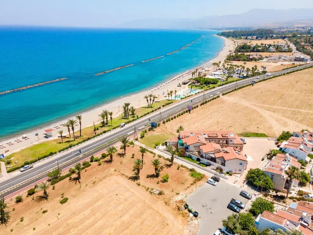Kate's Latchi Beachfront Apartment 4 by Ezoria