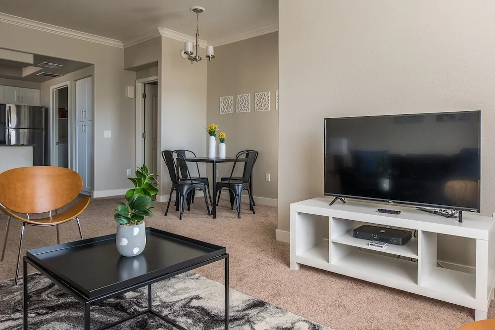 Tempe 1 BR & 2 BR Apts by Frontdesk