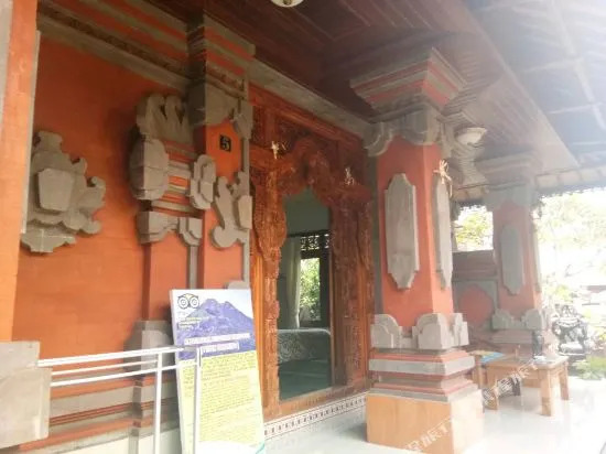 Tudes Family Homestay