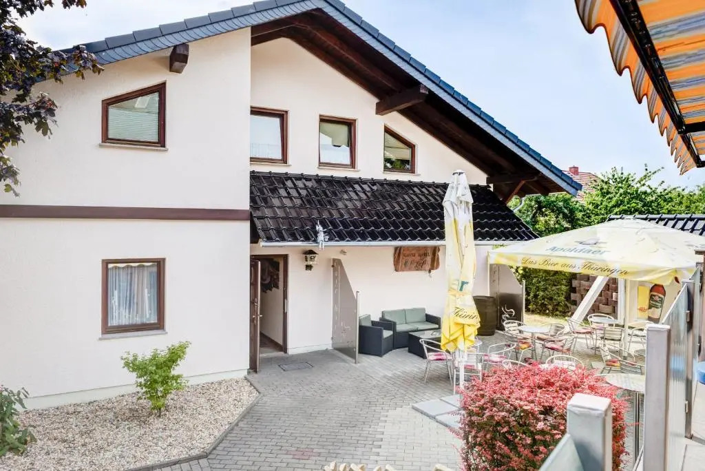 Cafe Hoyer Pension und Appartements