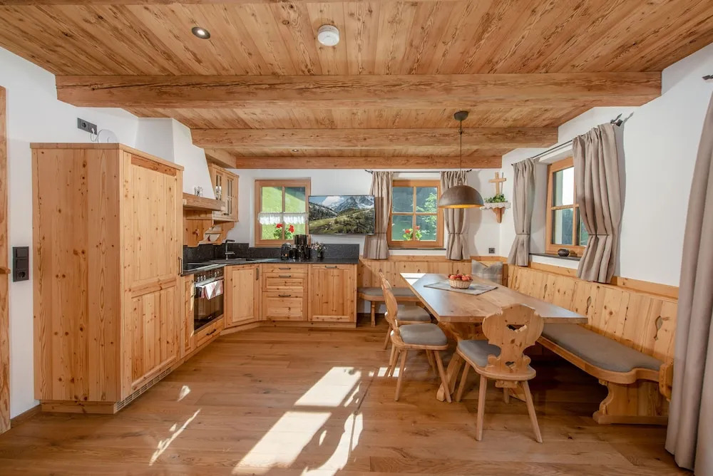 Almchalet Linharterhof